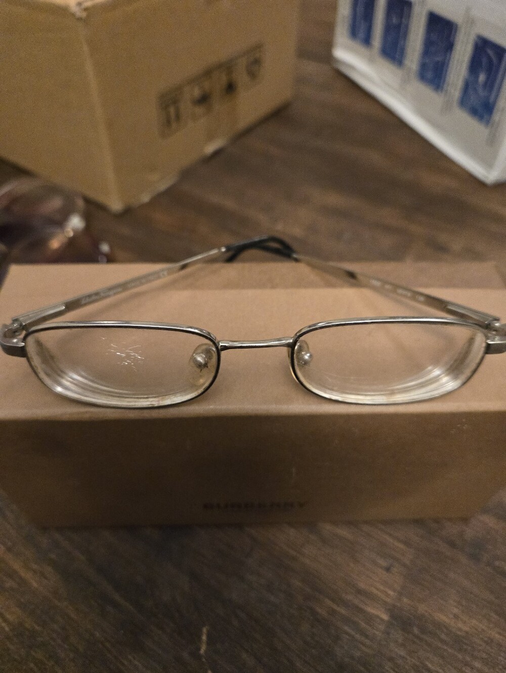 Ferragamo frames